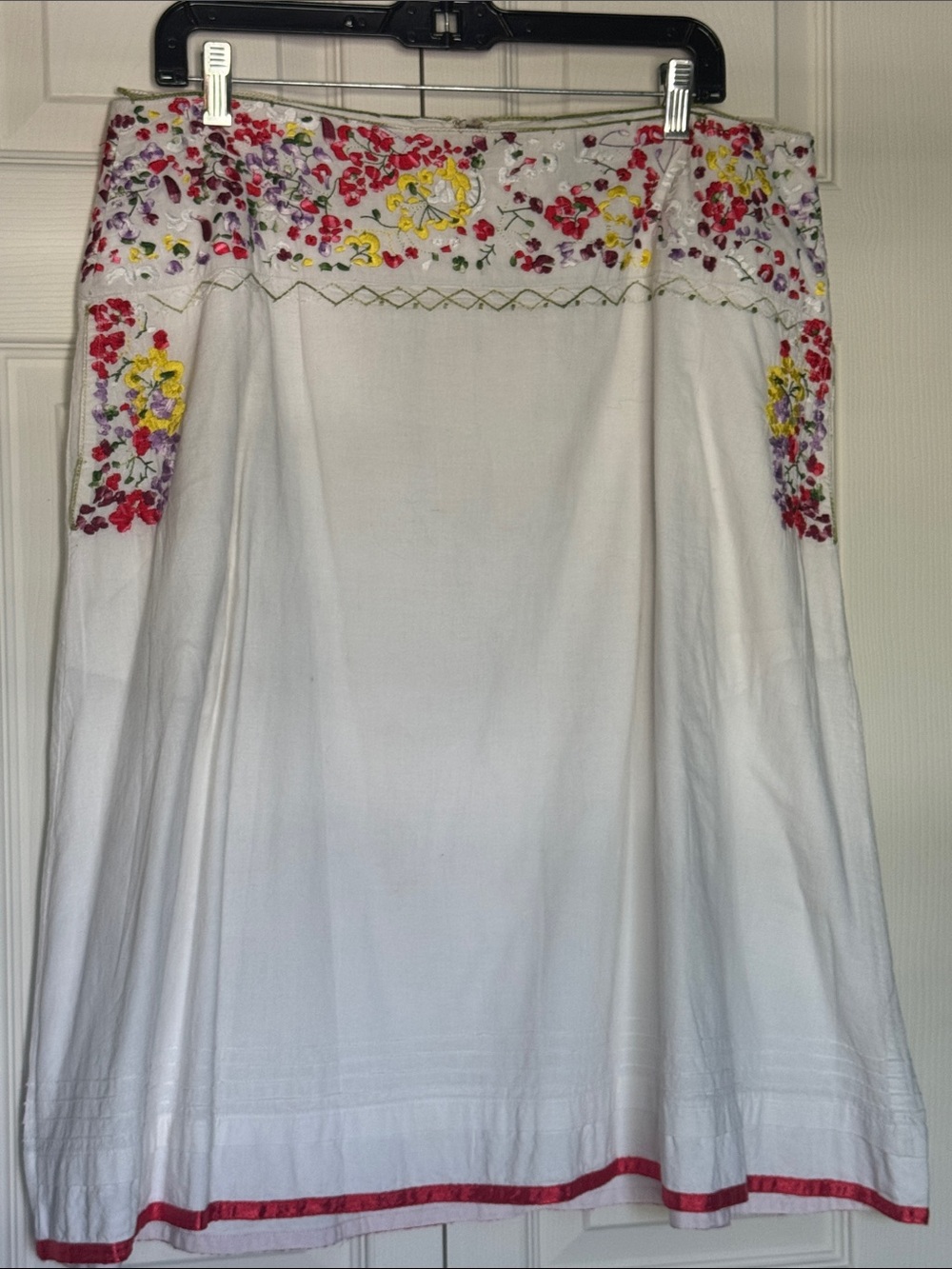 White A-Line Embroidered Midi Skirt with Multicolor Floral Accents